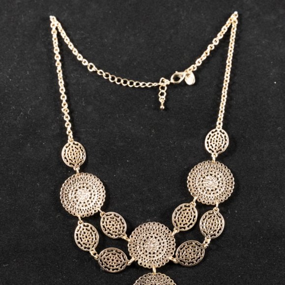 Charmin Charlie 20" Gold Tone Medallion Necklace - Picture 3 of 3